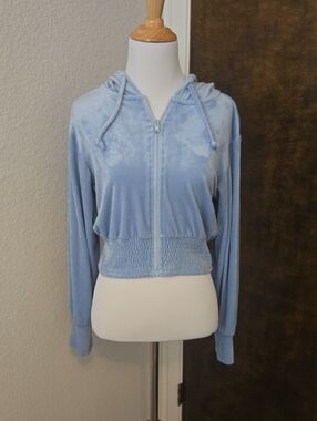 Light Blue Jolie & Joy Velour Cropped Zip-Up Hoodie!